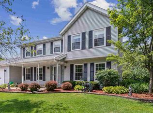 1805 Old Oaks Ct, Rockford, IL
