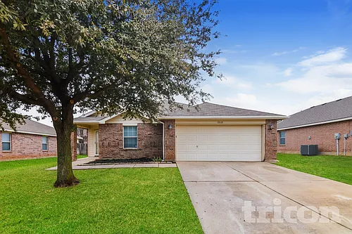 12630 Carpenter Ln Photo 1