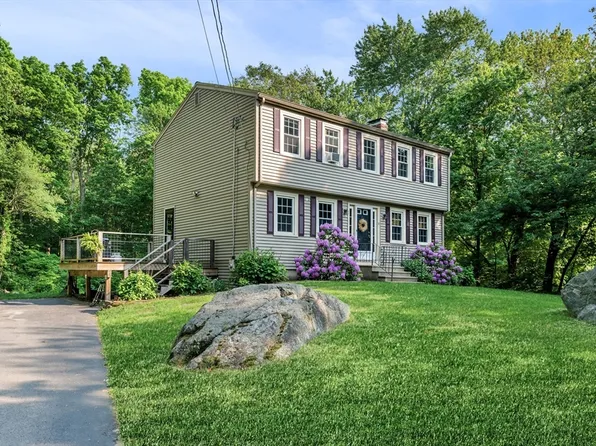 14 Wayside Ave, Newbury, MA 01922