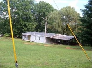 196 Butler Rd, Robbins, TN 37852