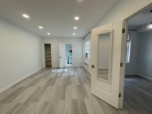 Rented by MaxInvest Real Estate, Inc. | media 11