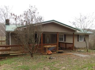 6066 Scout Rd, Cannelton, IN 47520
