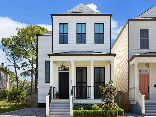 2368 Rousseau St, New Orleans, LA 70130
