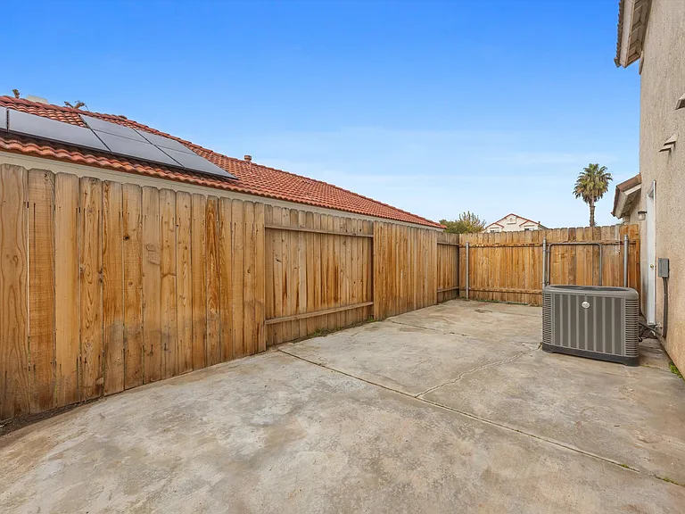 11013 Bahia Ct — Photo 33
