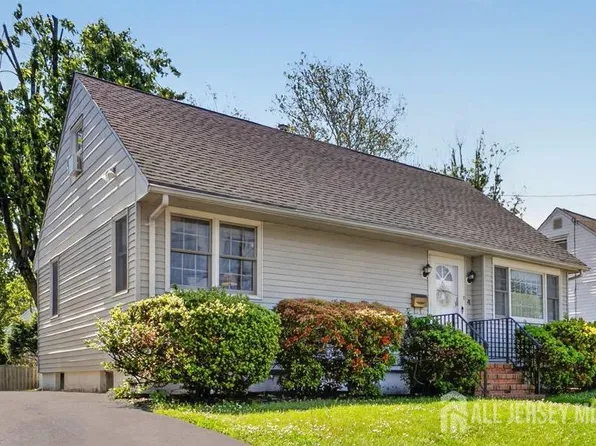 4 Gregory Dr, Hamilton, NJ 08690