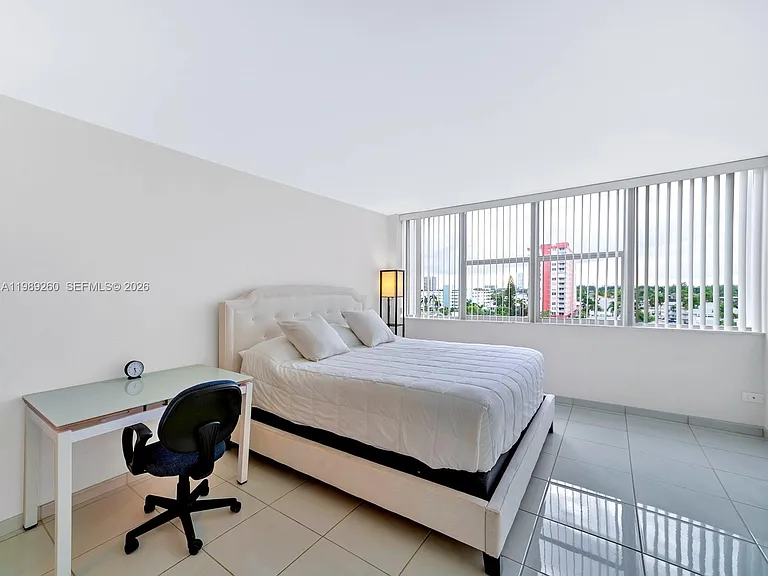 3140 S Ocean Dr #612 — Photo 8