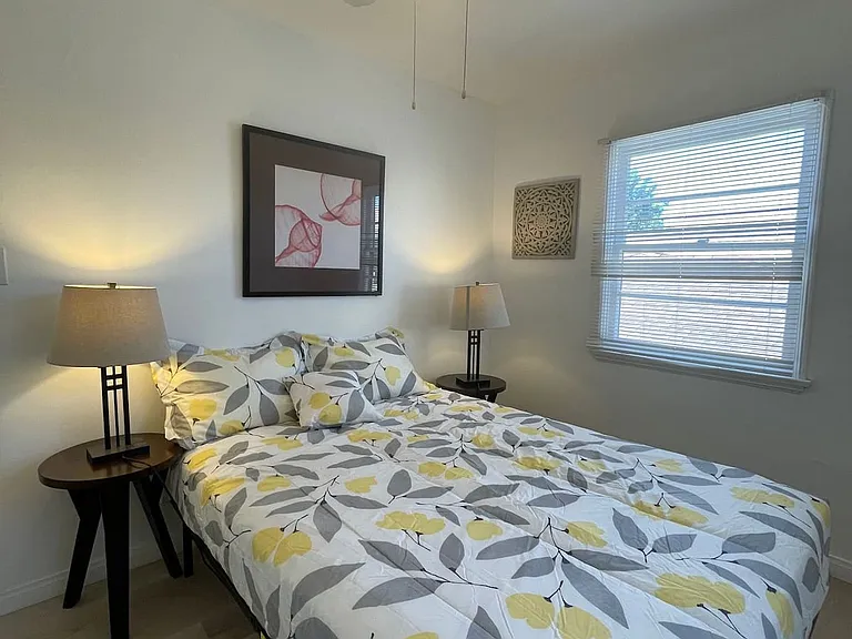 4336 Arizona St — Photo 13