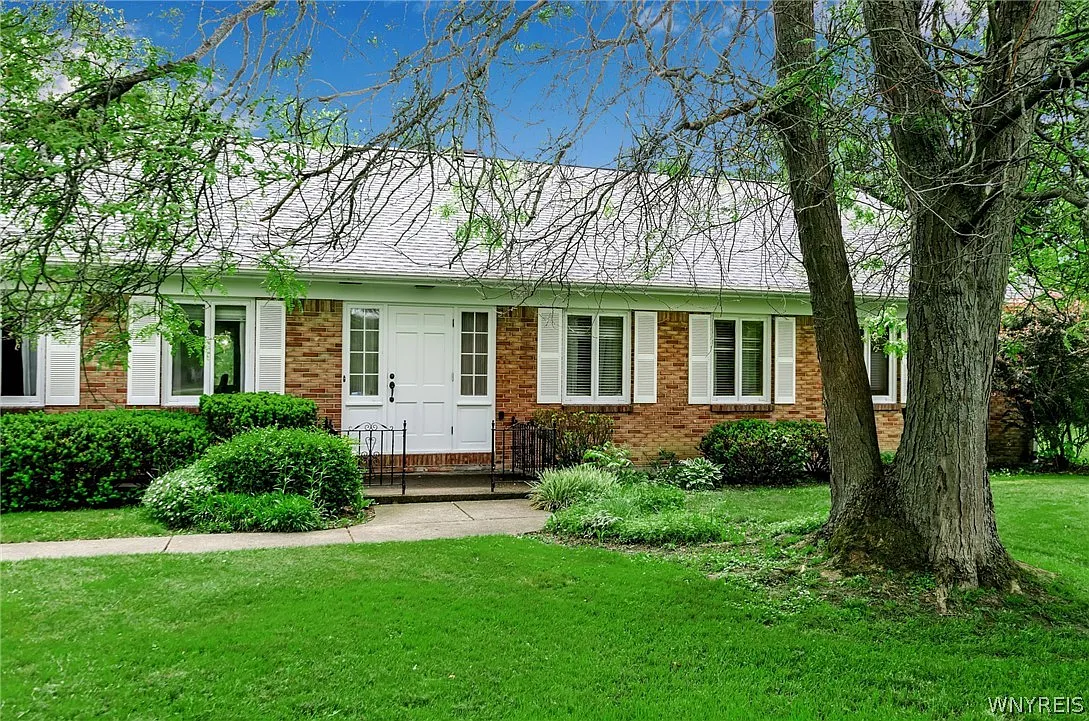 88 William Kidder Rd photo 1