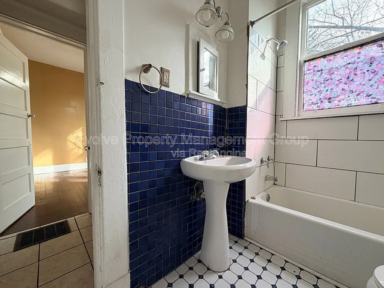 1283 Harbert Ave — Photo 26