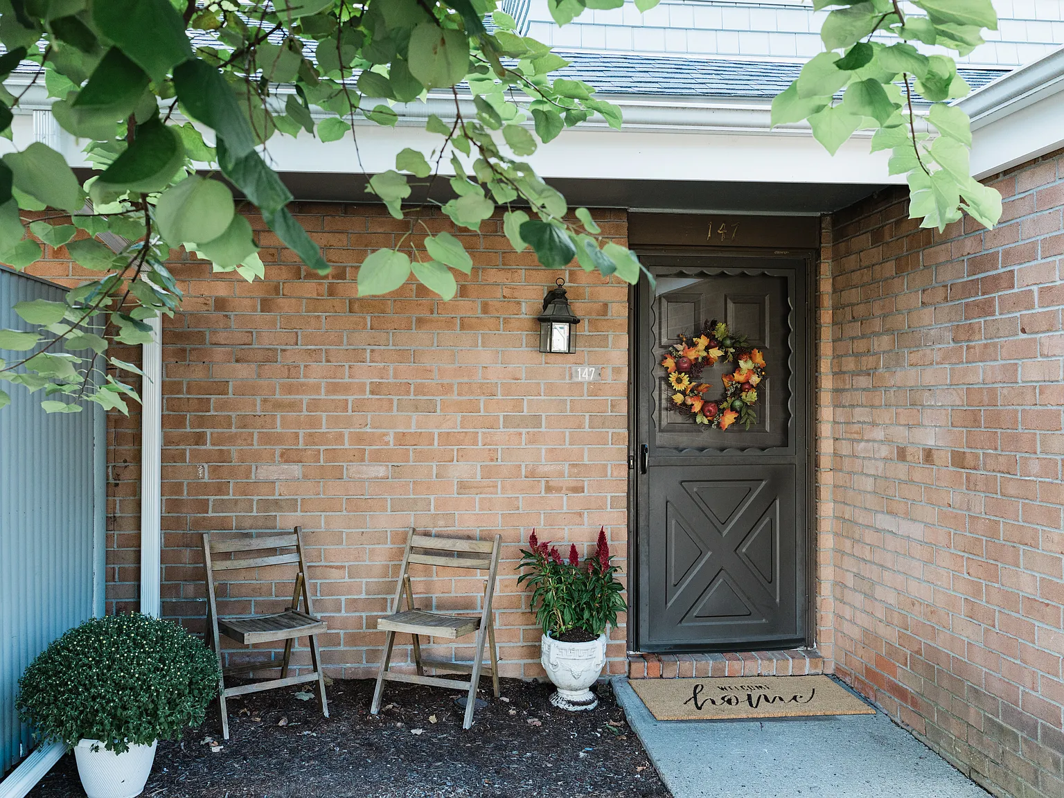 3 bed, 1.5 bath, 1418 sqft, $3,500 — Photo 2