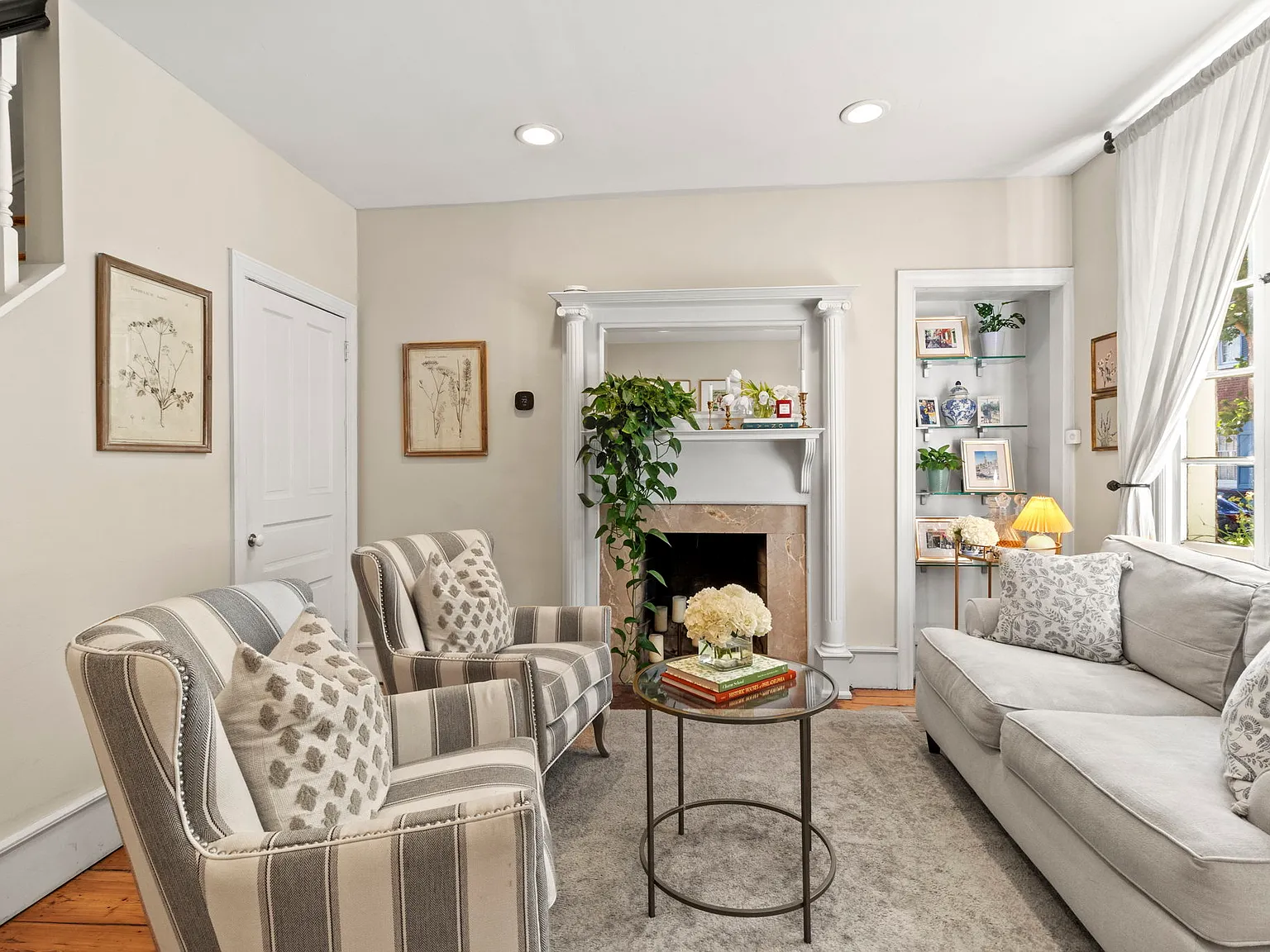 2 bed, 1200 sqft, $3,600 — Photo 4