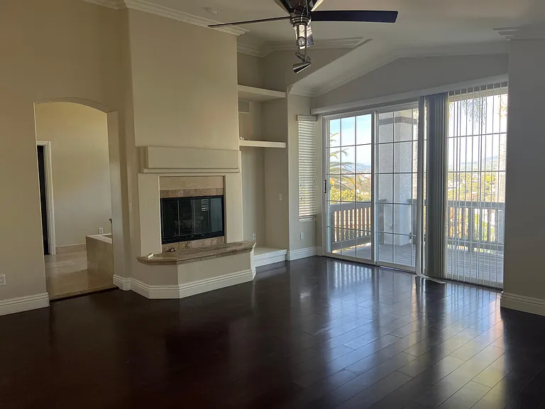 463 Acero Pl — Photo 11