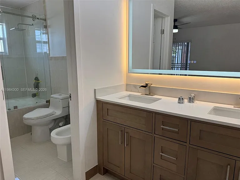 14325 SW 11th Ter — Photo 19