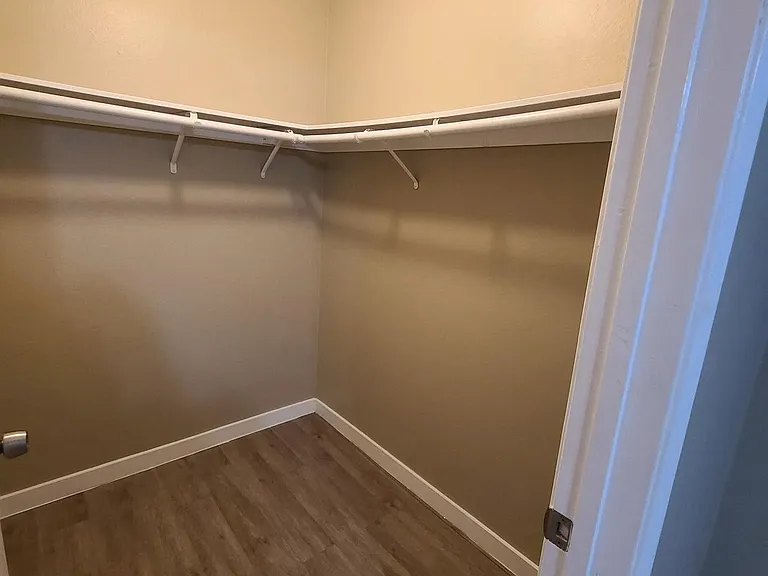 6900 Knowlton Pl. — Photo 18