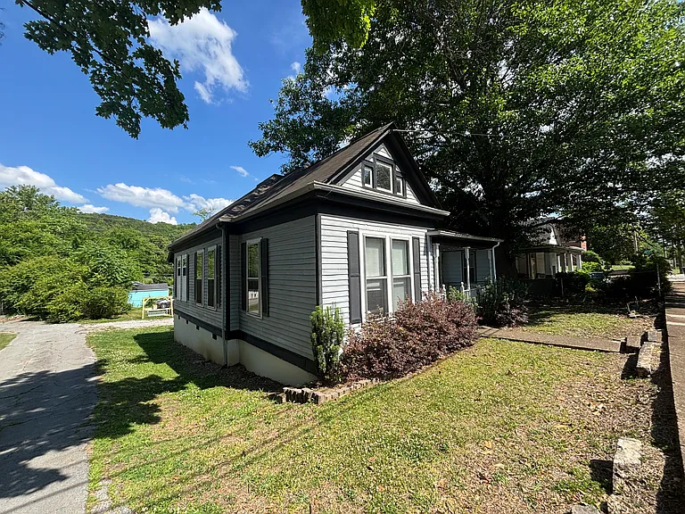 4518 Saint Elmo Ave — Photo 16
