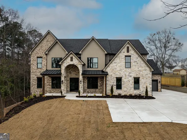 130 Legion Dr, Buford, GA 30518