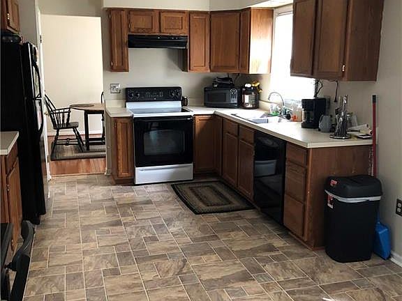 4th image of 9709 Hastings Mill Dr