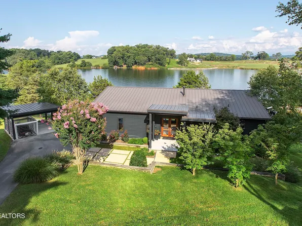 4352 Gravelly Hills Rd, Louisville, TN 37777