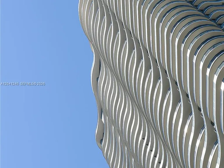 1000 Brickell Plz #2101 — Photo 30