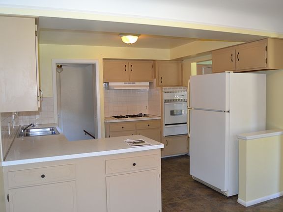 4th image of 5636 Andover Blvd