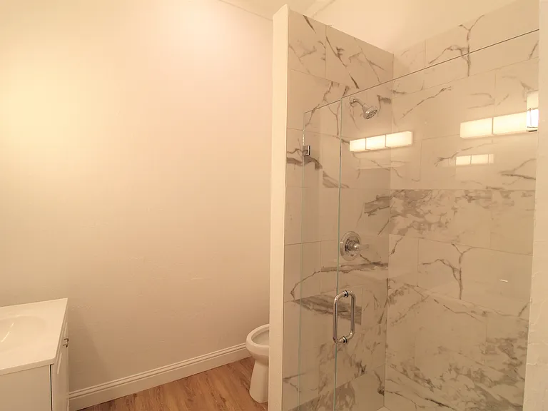 859 Diablo Ave #D — Photo 8