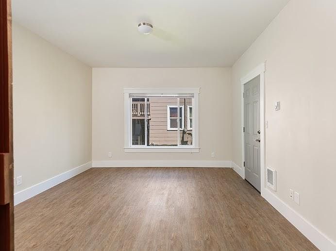 1st image of 808 S I St #C