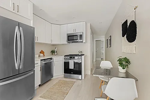 281 Jefferson Ave #1 Photo 1 281 Jefferson Ave #1 Photo 1
