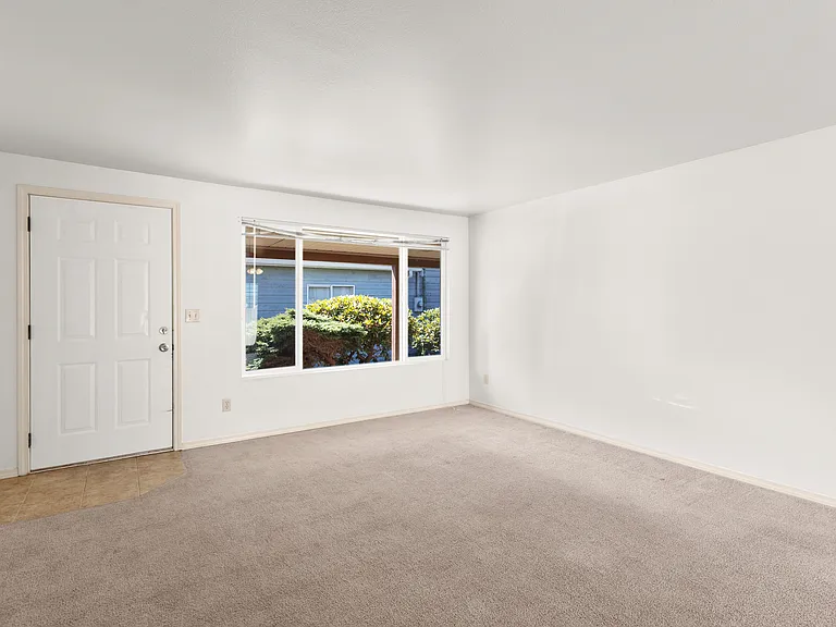 front entry unstaged