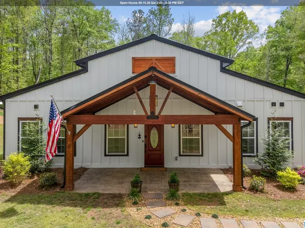 10936 Bear Creek Rd, Sterrett, AL 35147