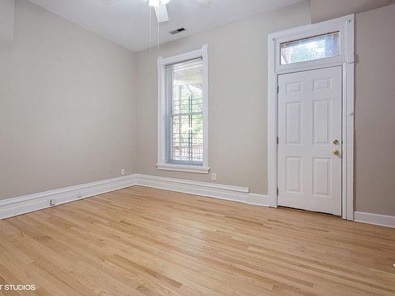 5th image of 750 W Belden Ave #2