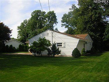 2nd image of 25188 Carey Ln