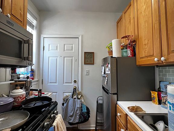 5th image of 507 W Deming Pl APT 3S