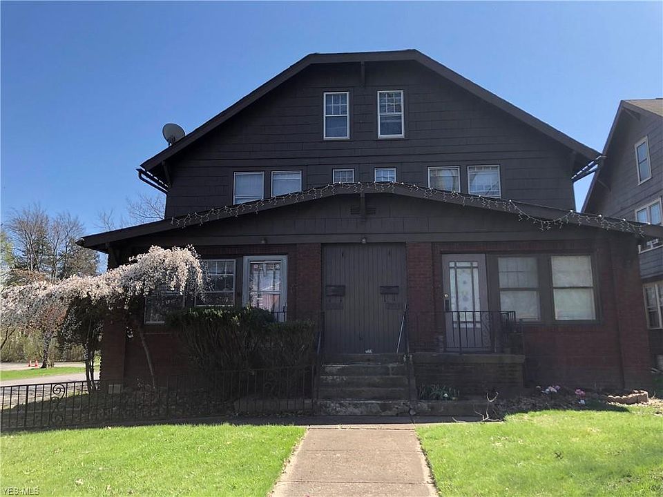 1st image of 2052-2054 E Market St