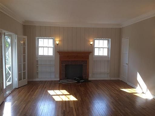 1st image of 337 1/2 N Hayworth Ave