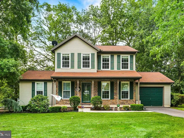 22 Piston Ct, Stewartstown, PA 17363
