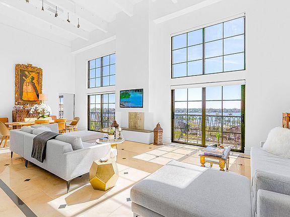 3rd image of 101 N Clematis St #Penthouse
