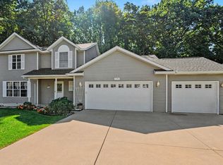 315 Abbington Cir, Battle Creek, MI 49015