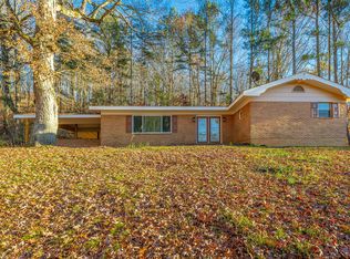 230 Indian Dr NE, Dalton, GA 30721