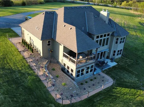 18401 Ssr Hwy W, Smithville, MO 64089