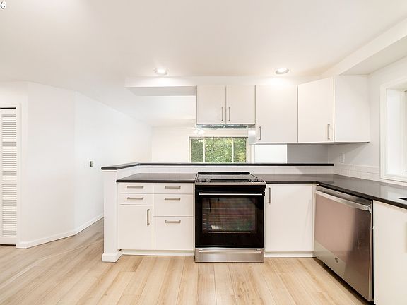 3rd image of 5150 S Landing Dr #312B2
