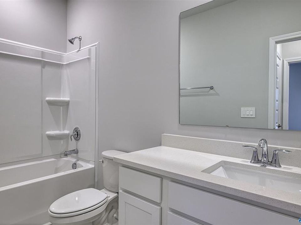 1st image of 6002 Gardner Maples Dr