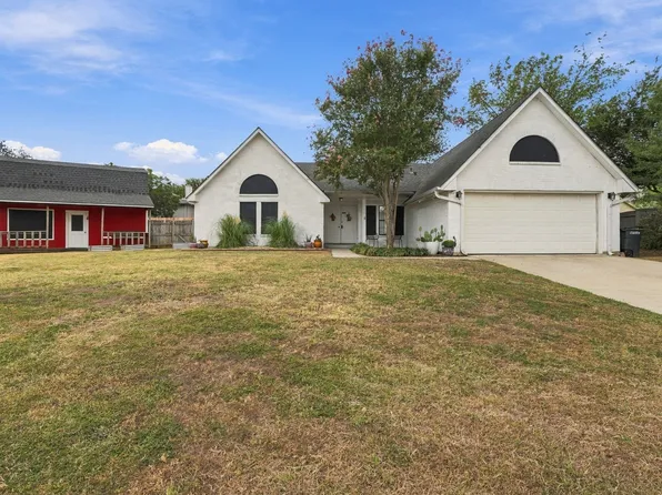 3229 Timberview Ct, Corinth, TX 76210