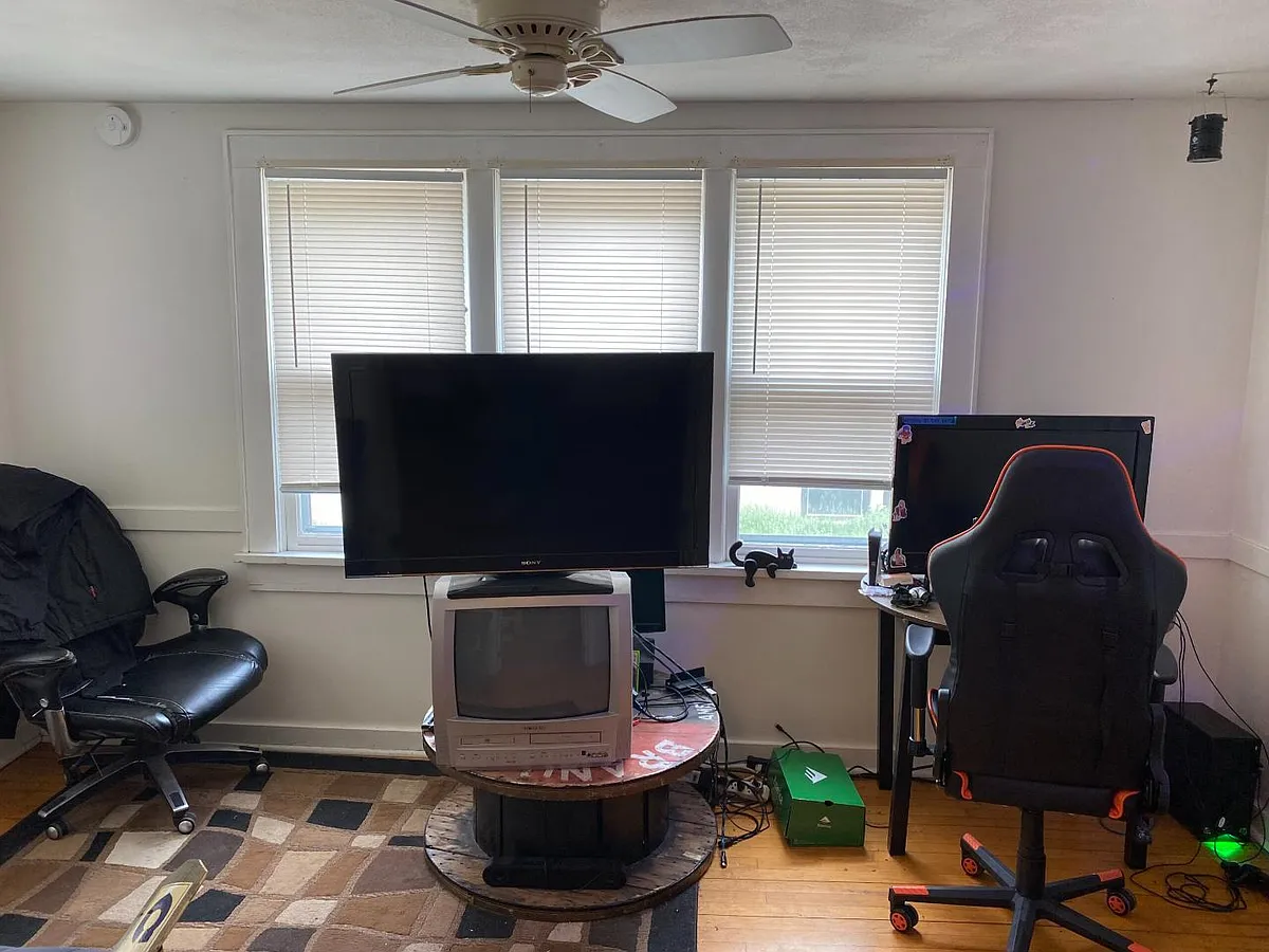 Unit Photo - 1014 E Gorham St #1A