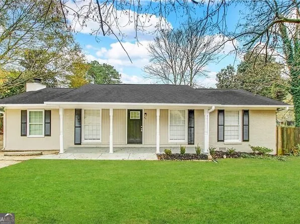 411 Pineland Rd SW, Mableton, GA 30126