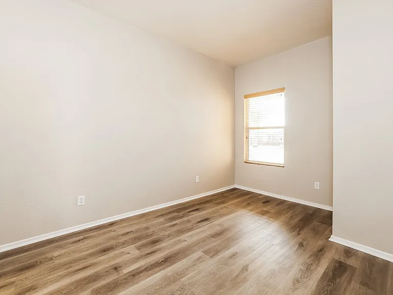 10833 S Camino San Clemente — Photo 15