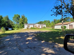 3230 S Townhall Rd, Sheridan, MI 48884