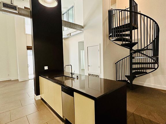 4th image of 1700 Sawtelle Blvd APT 102