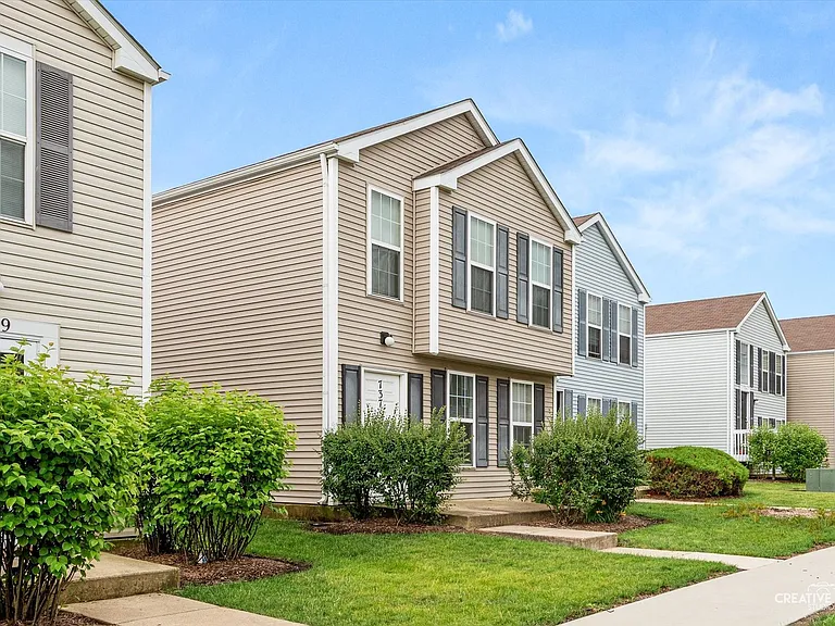 737 Serendipity Dr #737 — Photo 2