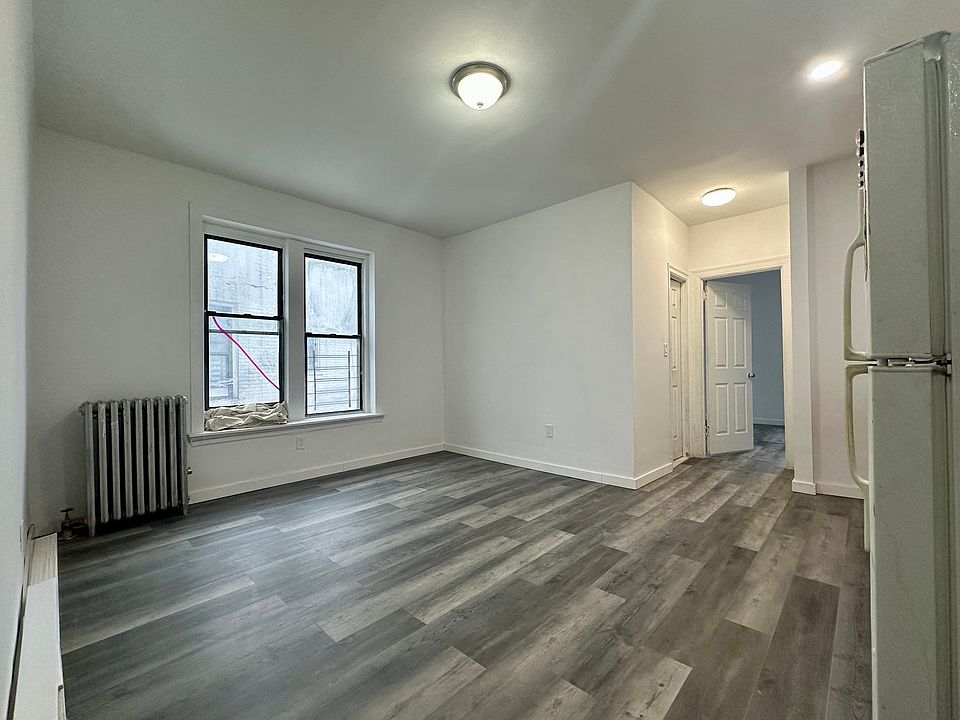 1st image of 1 Elton St APT 4A