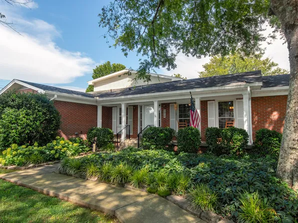 2010 Sanders Ct, Murfreesboro, TN 37129